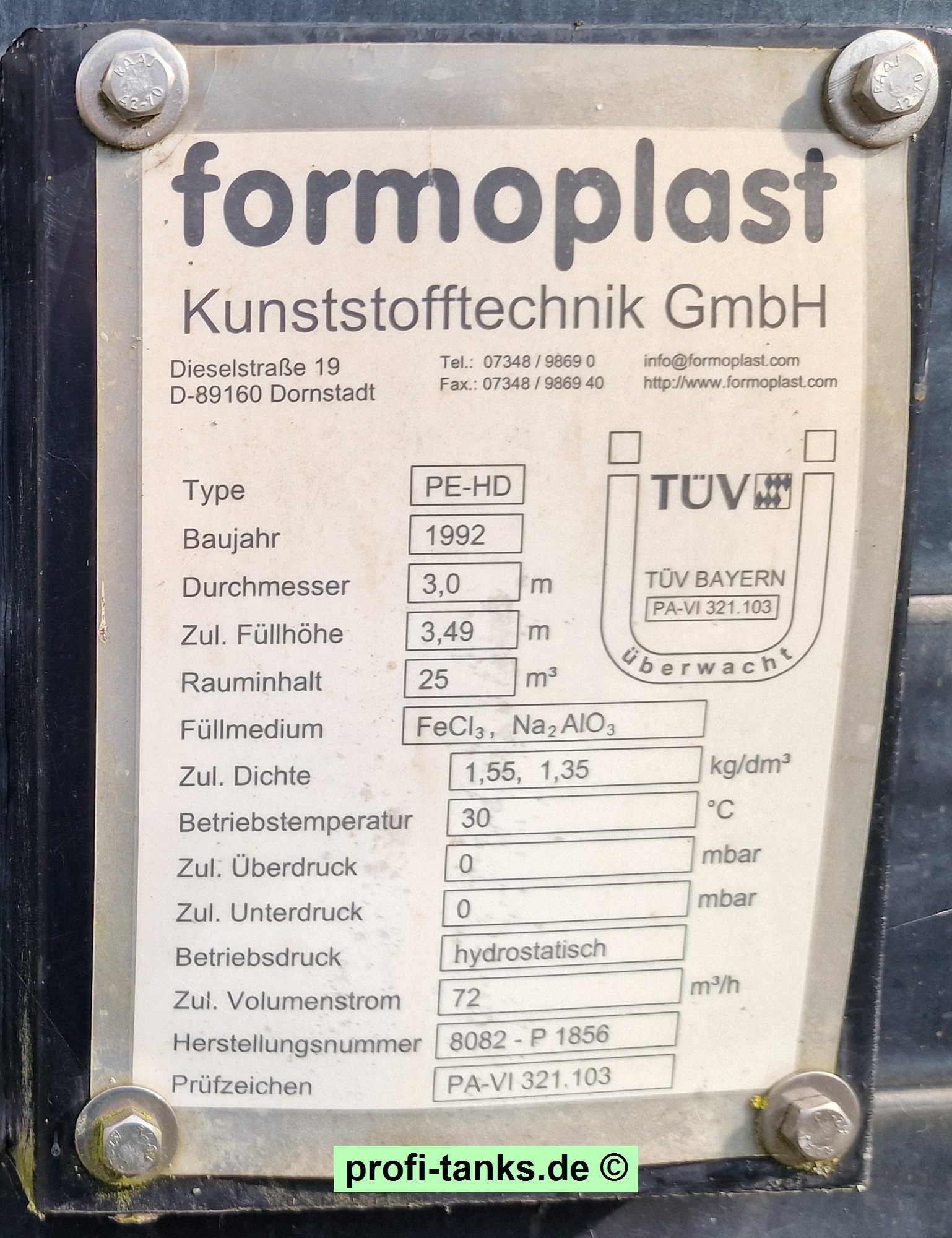 P470 - gebrauchter ca. 25 m³ / 25.000 Liter PEHD-Tank, Kunststofftank, stehend auf Flachboden.