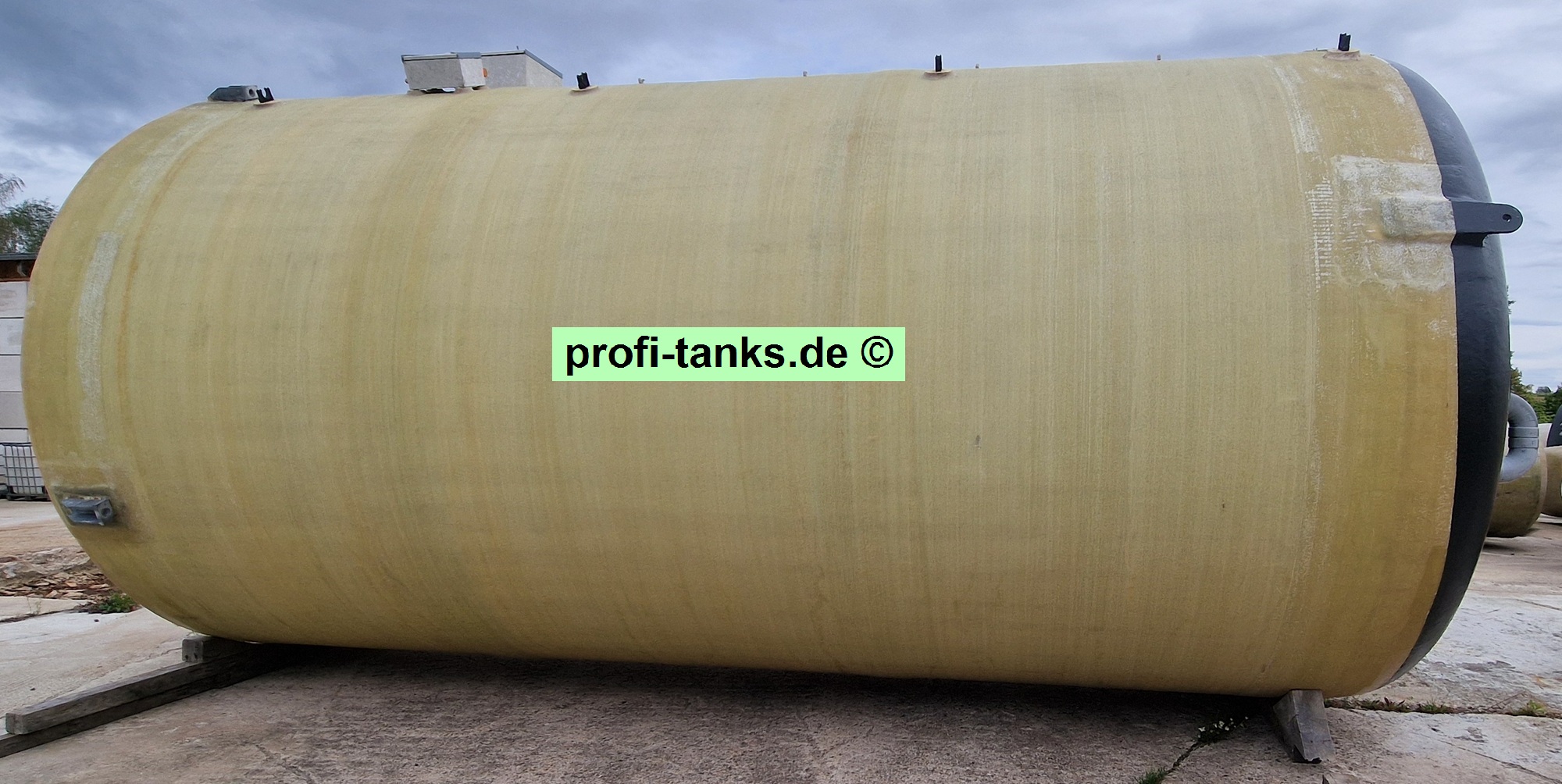 P525 - gebrauchter ca. 40 m³ / 40.000 L Polyestertank, GFK-Tank, doppelwandig, AHL/ASL-Tank.